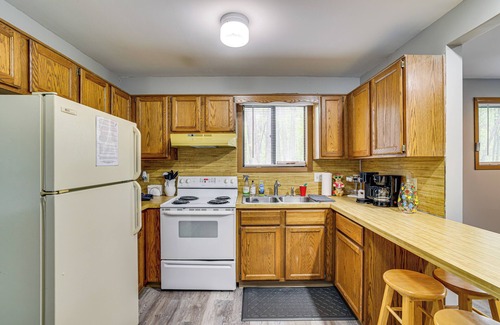 Jim Thorpe Casa | Home w/ Pool & Lake in Jim Thorpe: 6 Mi to Dtwn!