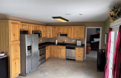 Mystic Casa | Home w/ Pool on Lake Rathbun – less than 1 Mile to Boat Ramp!