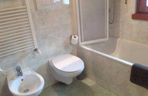 Laives Apartamento | Home White