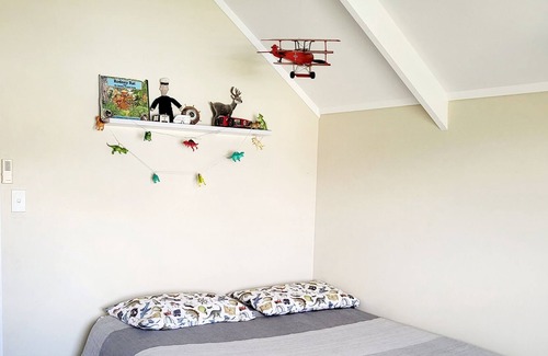 Omokoroa Casa | Home with ample space for everyone