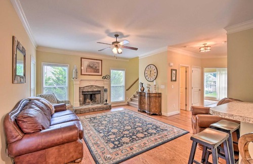 Dahlonega Casa | Home with Deck about 7 Mi to Downtown Dahlonega!