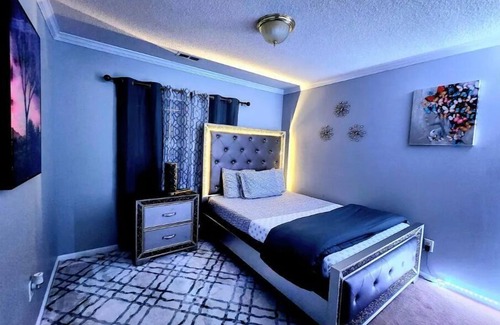 Mint Hill Casa | Home with fenced yard, free Wi-Fi, & private park.
