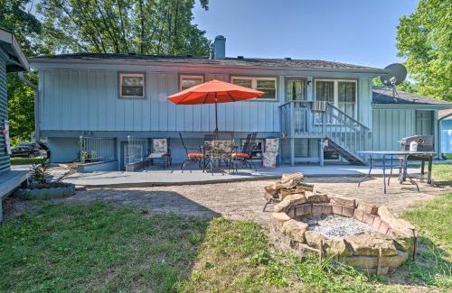 Indianapolis Casa | Home with Fire Pit - 8 Mi to Dtwn Mile Square!