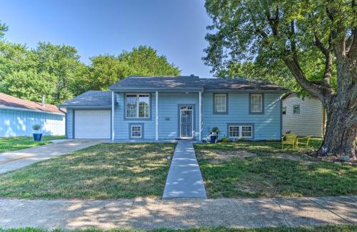 Indianapolis Casa | Home with Fire Pit - 8 Mi to Dtwn Mile Square!