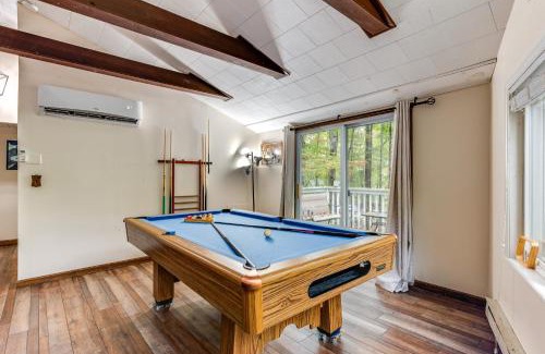 Pocono Lake Casa | Home with Hot Tub and Arrowhead Lake Community Perks!
