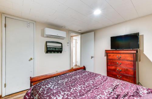 Pocono Lake Casa | Home with Hot Tub and Arrowhead Lake Community Perks!