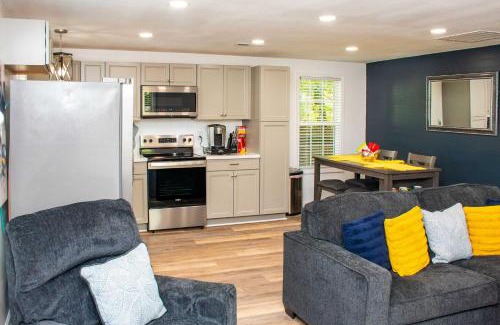 Clarksville Casa | Home with Hot Tub, Playset and Grills in Clarksville!