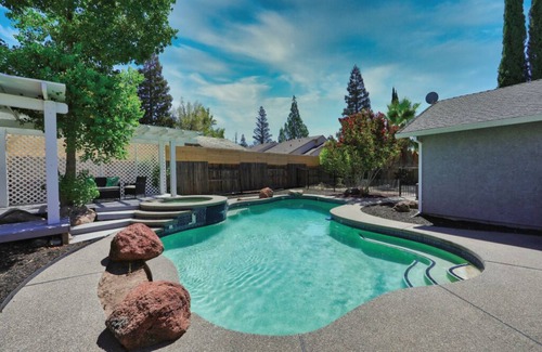Kaseberg - Kingswood Casa | Home with Pool/Spa and Air Hockey Table