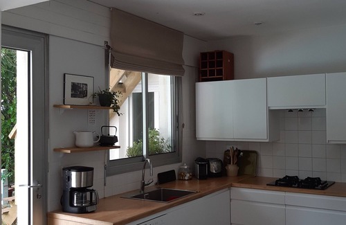 La Rochelle Casa | Inicio con sur frente a la piscina sin vecinos en La Rochelle