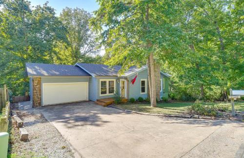 Bella Vista Casa | Home with Trail Access and Fire Pit in Bella Vista!