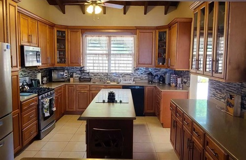 Estate Contant Casa | Home with Gorgeous Views, Early/Late Check In/Out