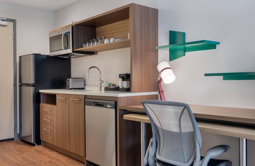 Central Business District Hotel | Home2 Suites by Hilton Houston Downtown Convention Center