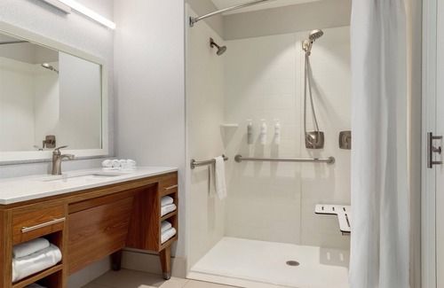 Memorial Hotel | Home2 Suites by Hilton Houston Energy Corridor