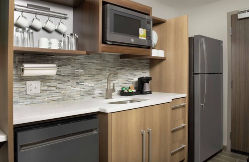 Lakeland Hotel | Home2 Suites by Hilton Lakeland South Polk Parkway