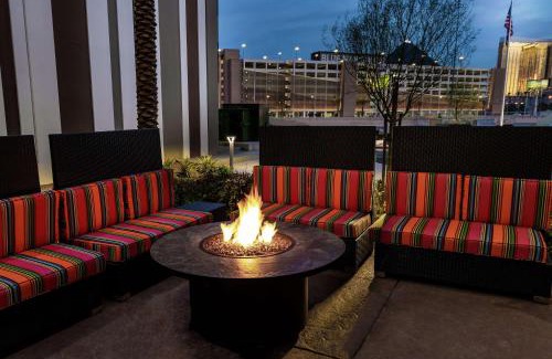 Las Vegas Hotel | Home2 Suites by Hilton Las Vegas Stadium District