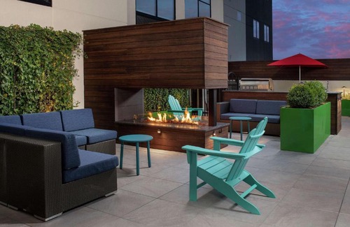 Sobro Hotel | Home2 Suites By Hilton Nashville Downtown Convention Center