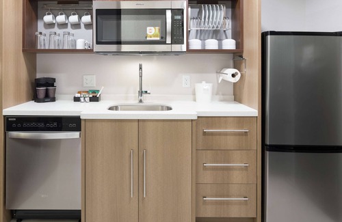 Airport North Hotel | Home2 Suites by Hilton Orlando Airport