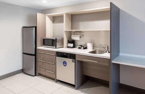 Phoenix Hotel | Home2 Suites by Hilton Phoenix Airport North, AZ