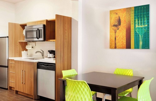 Albuquerque Hotel | Home2 Suites by Hilton Albuquerque/Downtown-University