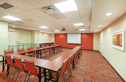 Downtown San Antonio Hotel | Home2 Suites by Hilton San Antonio Downtown - Riverwalk, TX