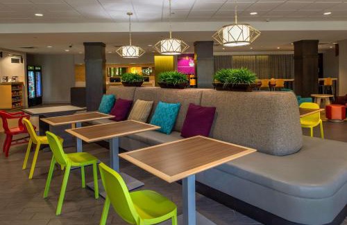 St. Louis Hotel | Home2 Suites St. Louis/Forest Park