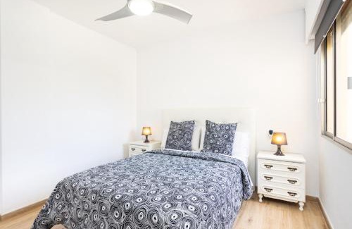 Los Cristianos Apartamento | Home2Book Beachside Los Cristianos Apt & Pool
