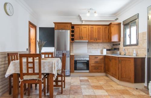 La Garita Apartamento | Home2Book Cozy Apt 2 Min From La Garita Beach