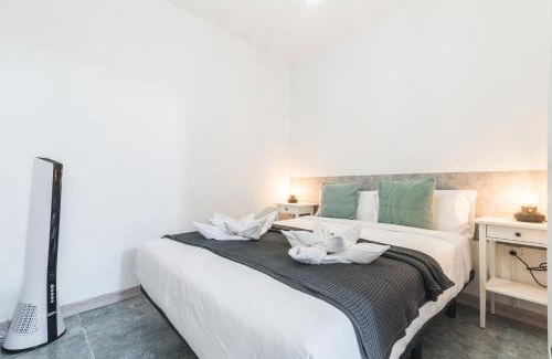 Pozo Izquierda Apartamento | Home2Book Stunning BeachFront Apt, Pozo Izquierdo