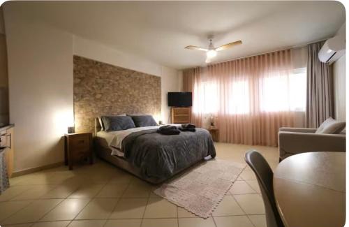 Markopoulon Apartamento | Home4U apt2, just 8Km from airport