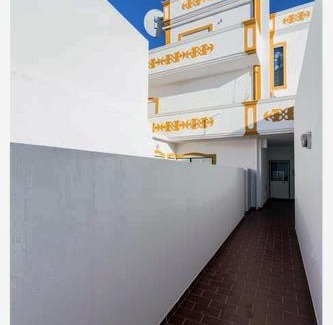Cabanas Apartamento | HOME4U - Cosy Apartment with Fantastic Terrace