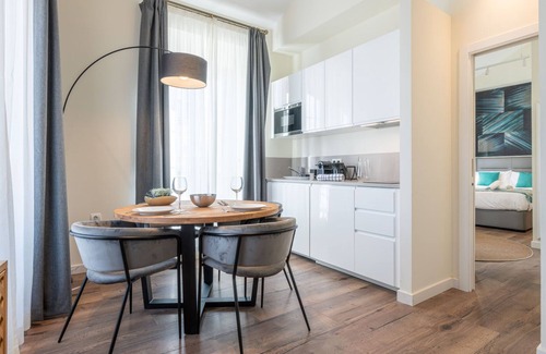 La Victoria Hotel | Homeart Apartments Malaga