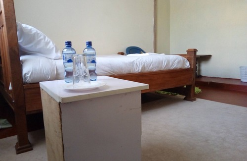 Viwanda Hotel | HomeBase Gardens