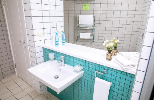 Baku Hotel | HomeBridge Hotel Apartments