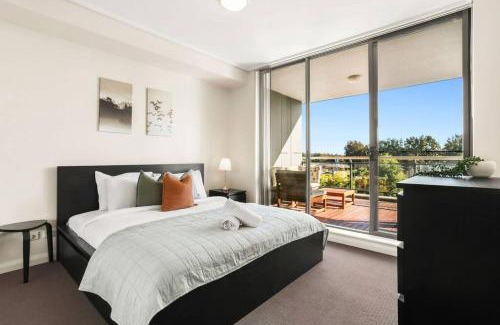 Wentworth Point Apartamento | Homebush l Resort Style Two Bedroom Apartment