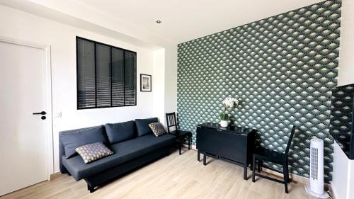 Montry Apartamento | HomeDj 1 Bedroom Ground Floor Apartment