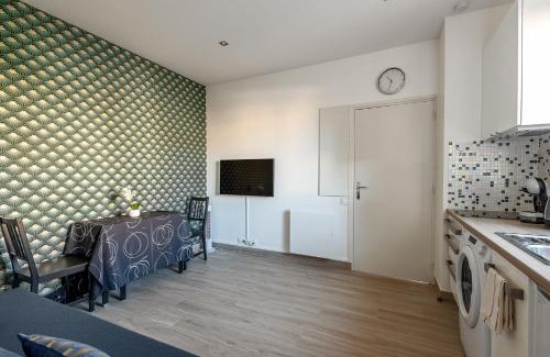 Montry Apartamento | HomeDj 1 Bedroom Ground Floor Apartment
