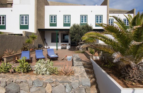 Poris de Abona Villa | HomeForGuest "HereComesTheSun" Acceso directo a la Playa, Sauna, BBQ