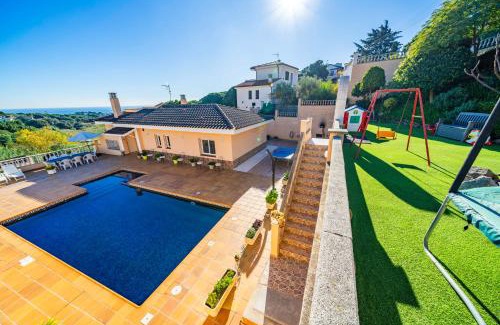Sant Cebria de Vallalta Apartamento | HomeHolidaysRentals Aube