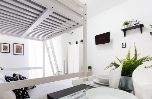 Zona Padova Apartamento | HomeHotel - Anacreon 7