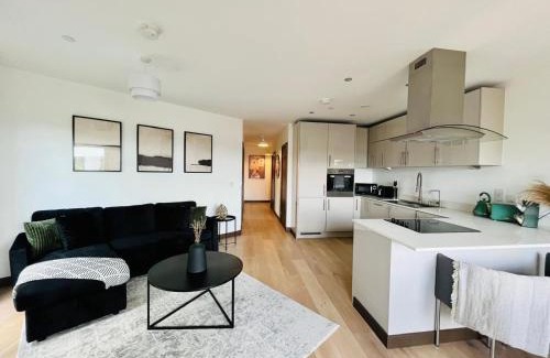 Maidstone Apartamento | Homelike Apartment- Perfect For Contractors, Business Trips - Long Stays
