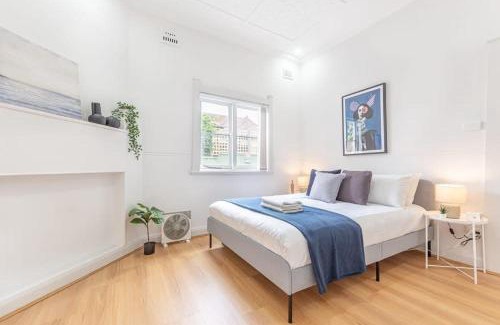 Eastwood Casa | Homely 4 Bdrms House in Eastwood Sleeps 11