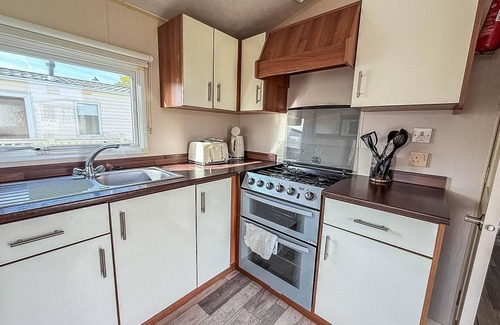Louth Casa | Homely 8 berth caravan at Sunnydale in Lincolnshire ref 35069S