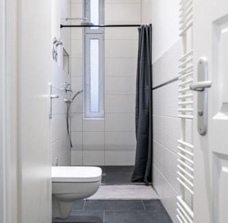 Prenzlauer Berg Apartamento | Homely Berlin - Spacious, Modern, S-Bahn Nearby , Groups & Families