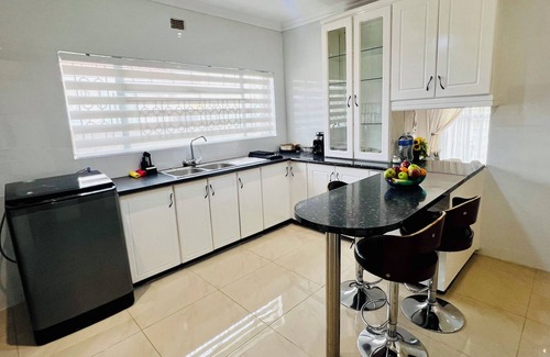 Manzini Casa | Homely, Spacious, Comfy beds, pillows & crisp linen, coffee, private & secure.