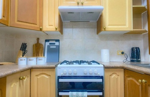 Padstow Casa | Homely Vibes 3BR Garden