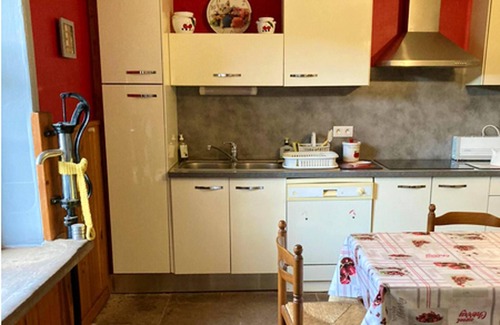 Fougerolles-Saint-Valbert Casa | Homerez - Casa cerca de Fougerolles-Saint-Valbert