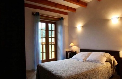 Saint-Etienne-de-Baigorry Casa | Homerez - House for 6 ppl. with spa and garden at Saint-Étienne-de-Baïgorry