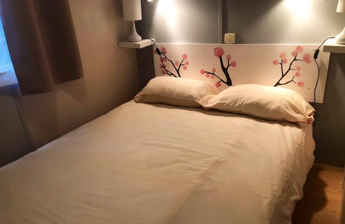 Saint-Jean-de-Valeriscle Casa | Homerez - Bungalow for 4 ppl. with shared pool at Saint-Jean-de-Valériscle