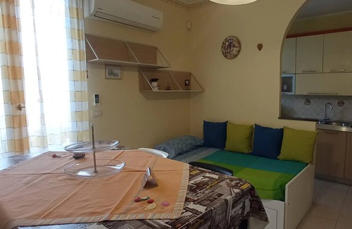 Aci Trezza Apartamento | Homerez - Apartamento de 55 m² en Aci Trezza + Balcón