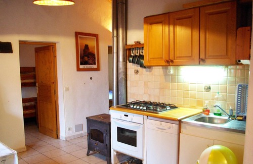Camps-sur-l'Agly Casa | Homerez - Amazing house for 12 ppl. at Camps-sur-l'Agly